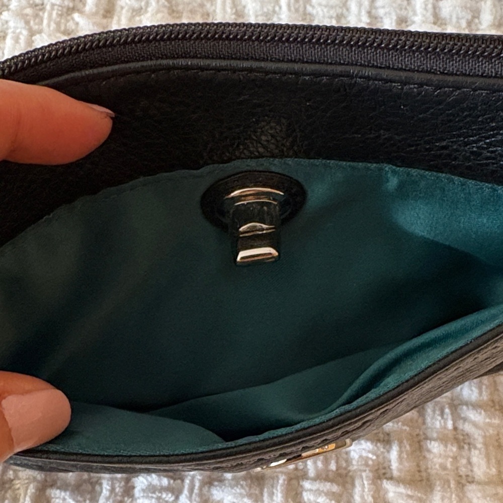 Gently Loved Classic Turnlock Wristlet Black Leather by COACH - Picture 4 of 7